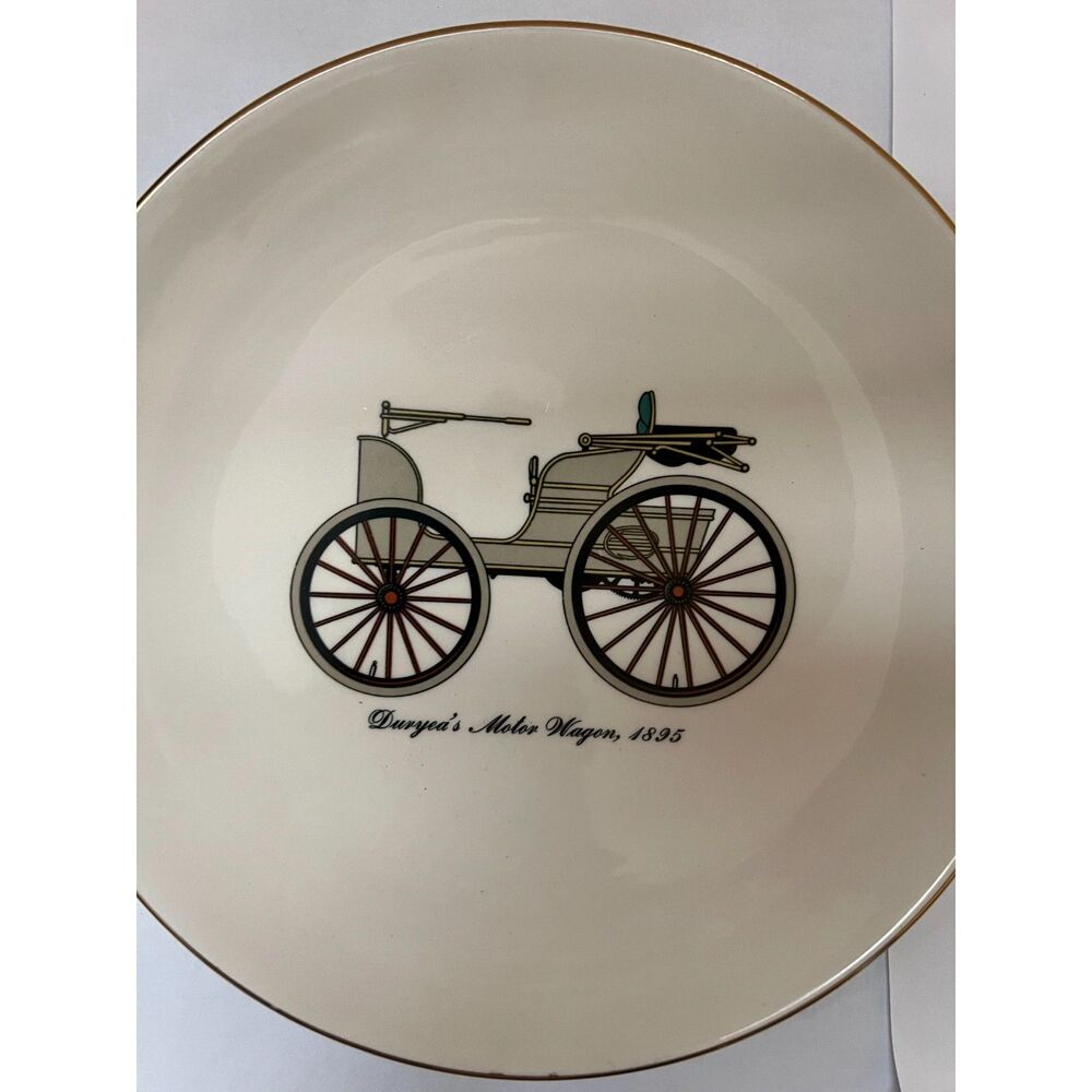 Duryea's 1895 Motor Wagon Automobile Ashtray by Royal China Square glazed READ